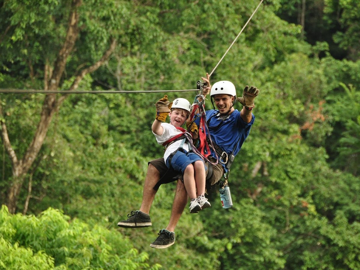 Excursió en tirolina pel canopy