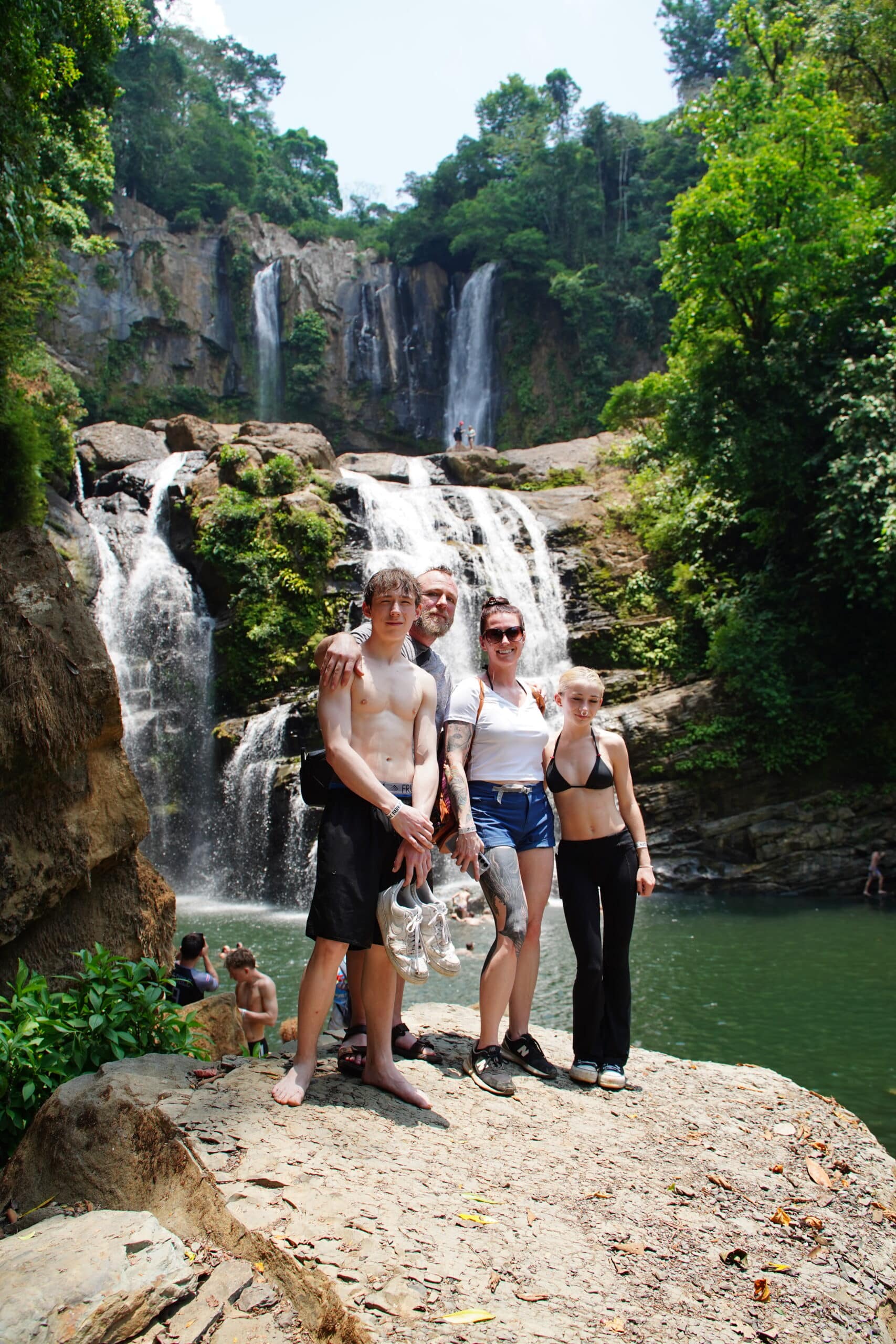 Tour a las cataratas de Nauyaca