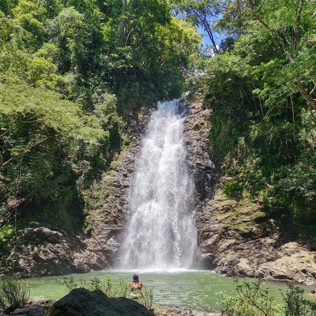 Excursió en quad a Montezuma: aventura per la jungla fins a la cascada