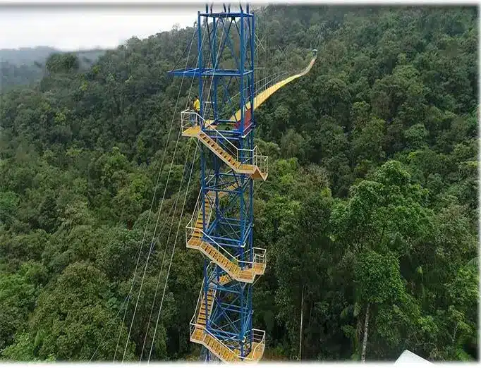 Aventura de bungee jumping en Arenal