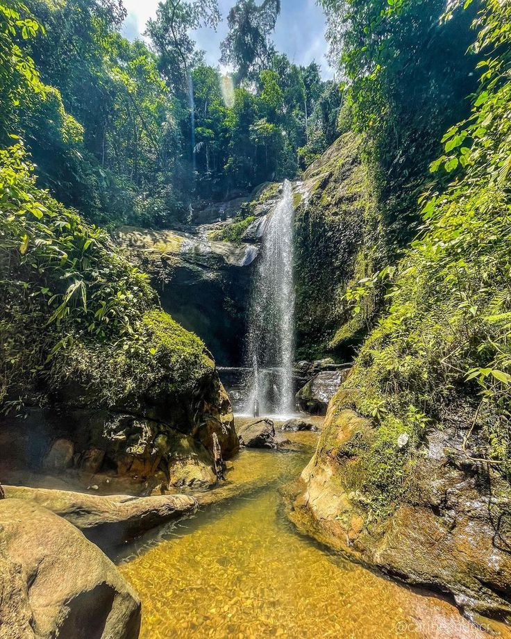 Aventura a la cascada de Volio