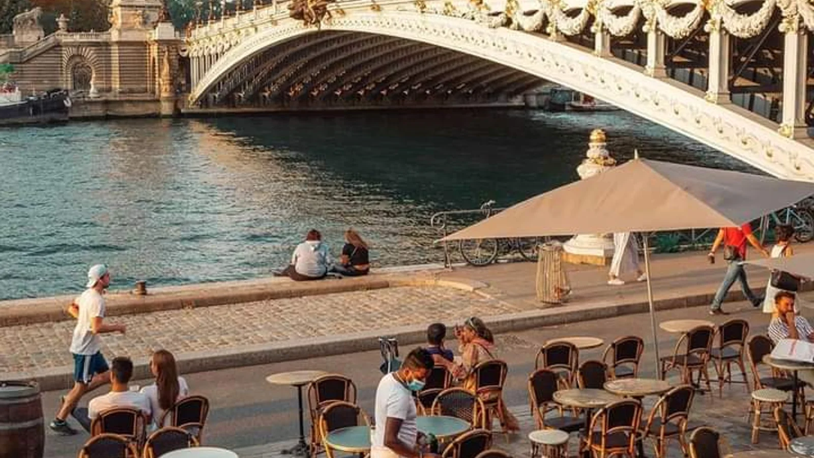 París