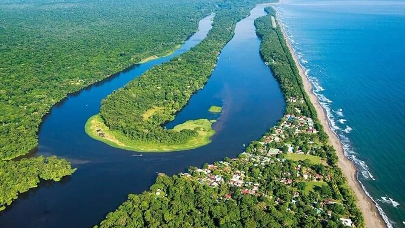 Shared Shuttle: San Jose Airport (SJO) to Tortuguero