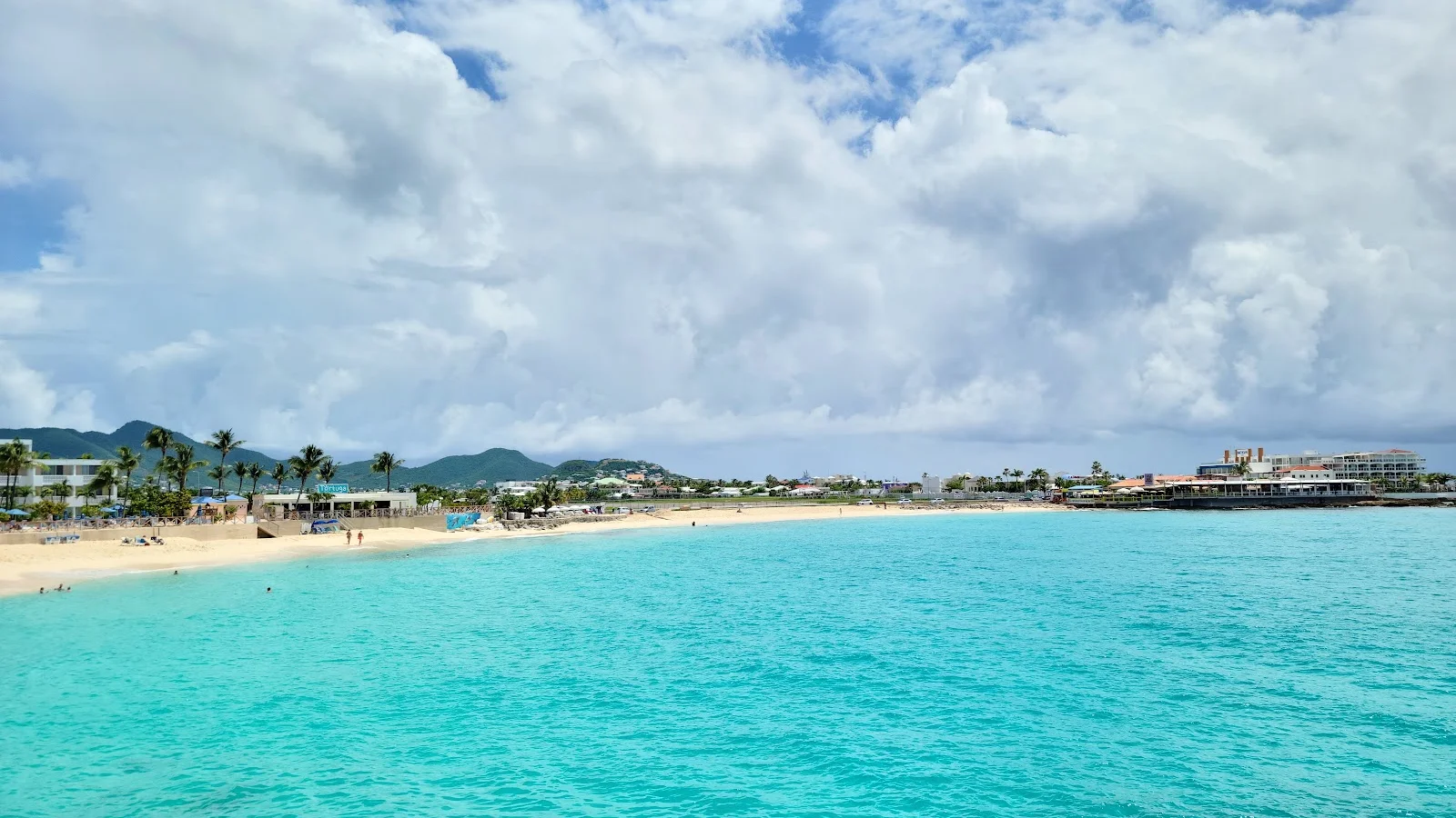 Maho Beach
