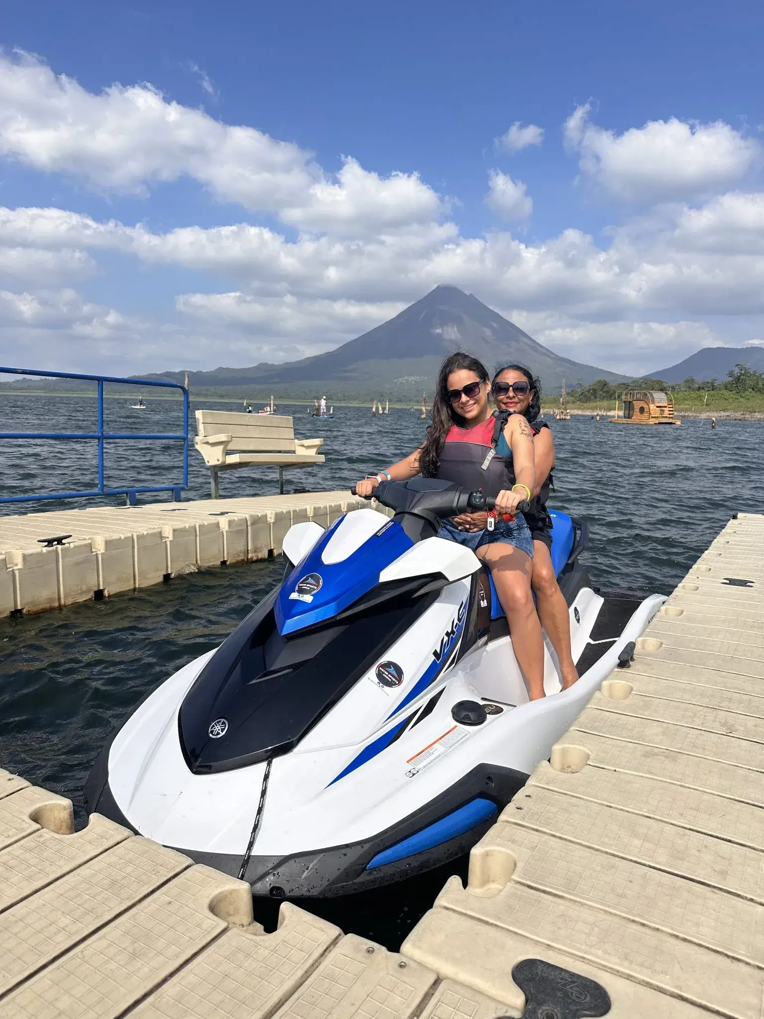 Moto aquàtica al llac Arenal