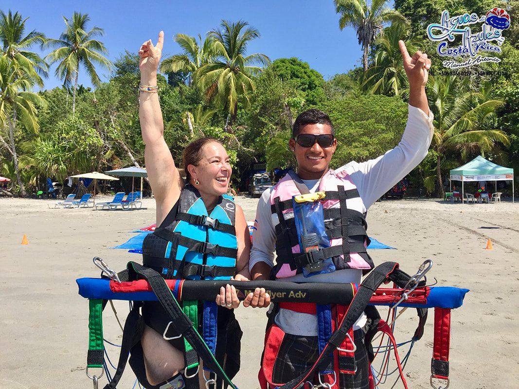 Parasailing de 15 min a la platja de Manuel Antonio