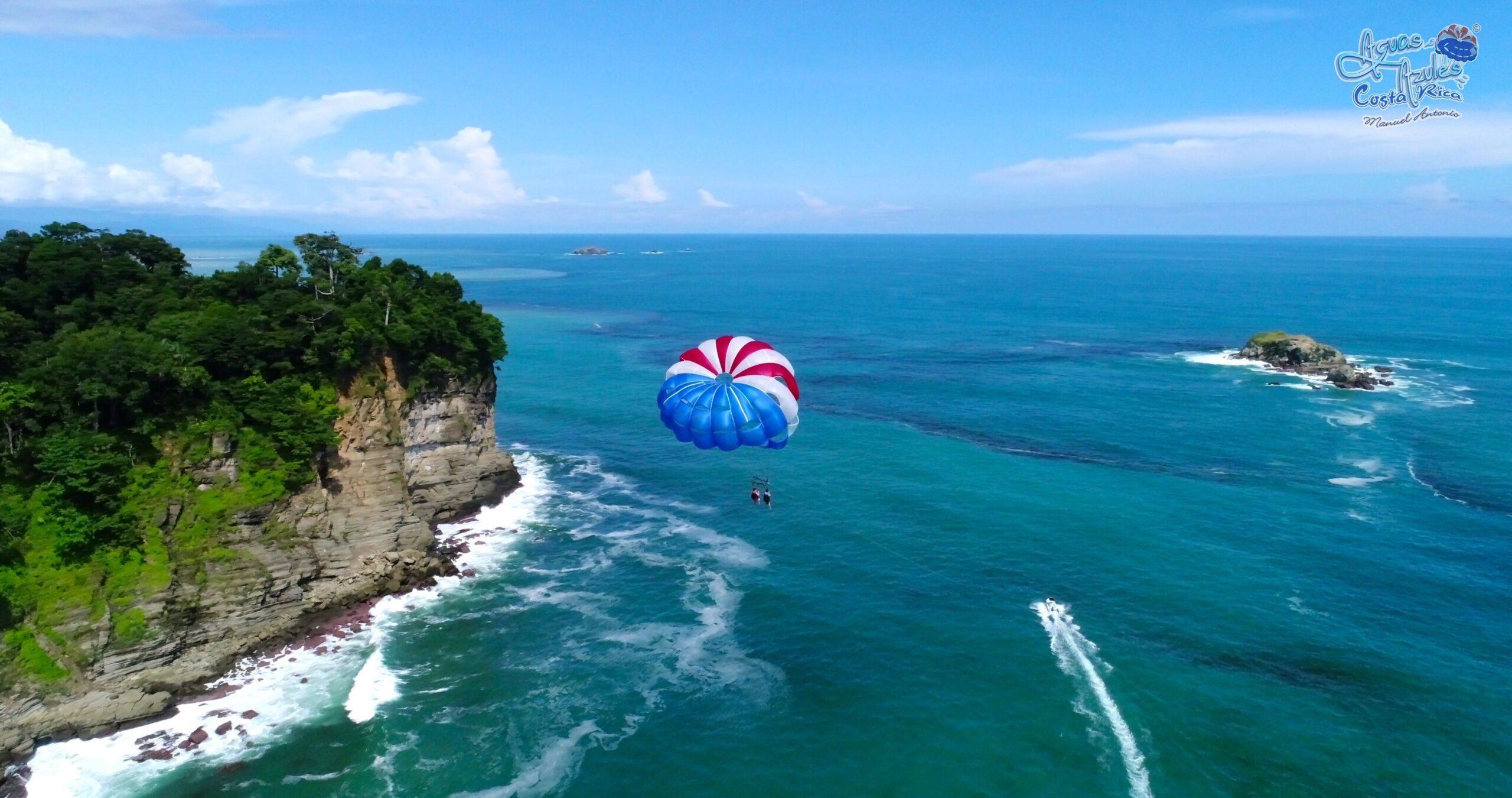 Parasailing de 15 min a la platja de Manuel Antonio