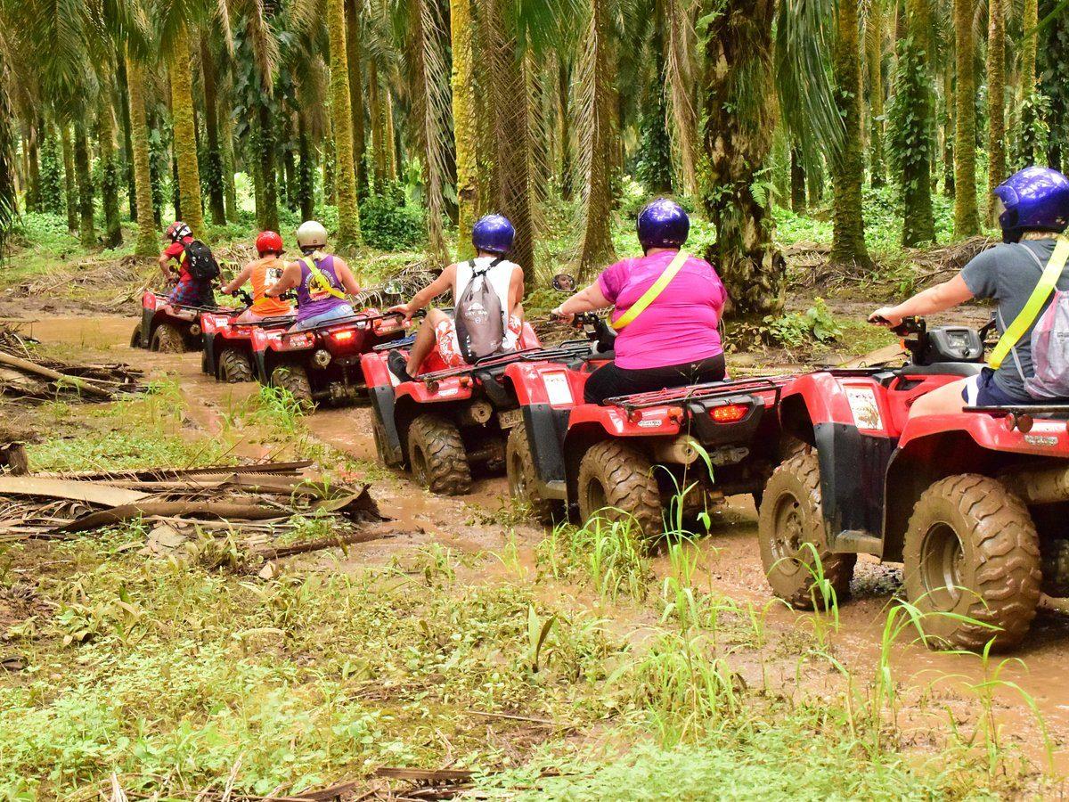 Aventura en cuatrimoto por la selva y la cascada