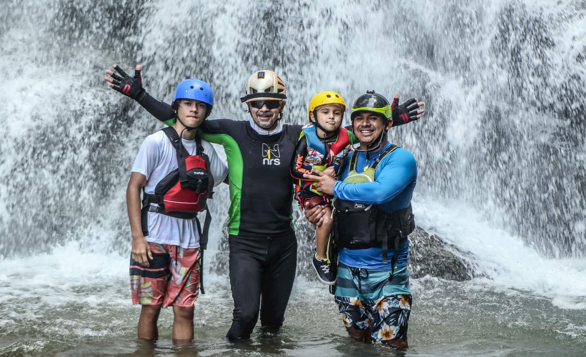 Ràfting en aigües braves al Savegre