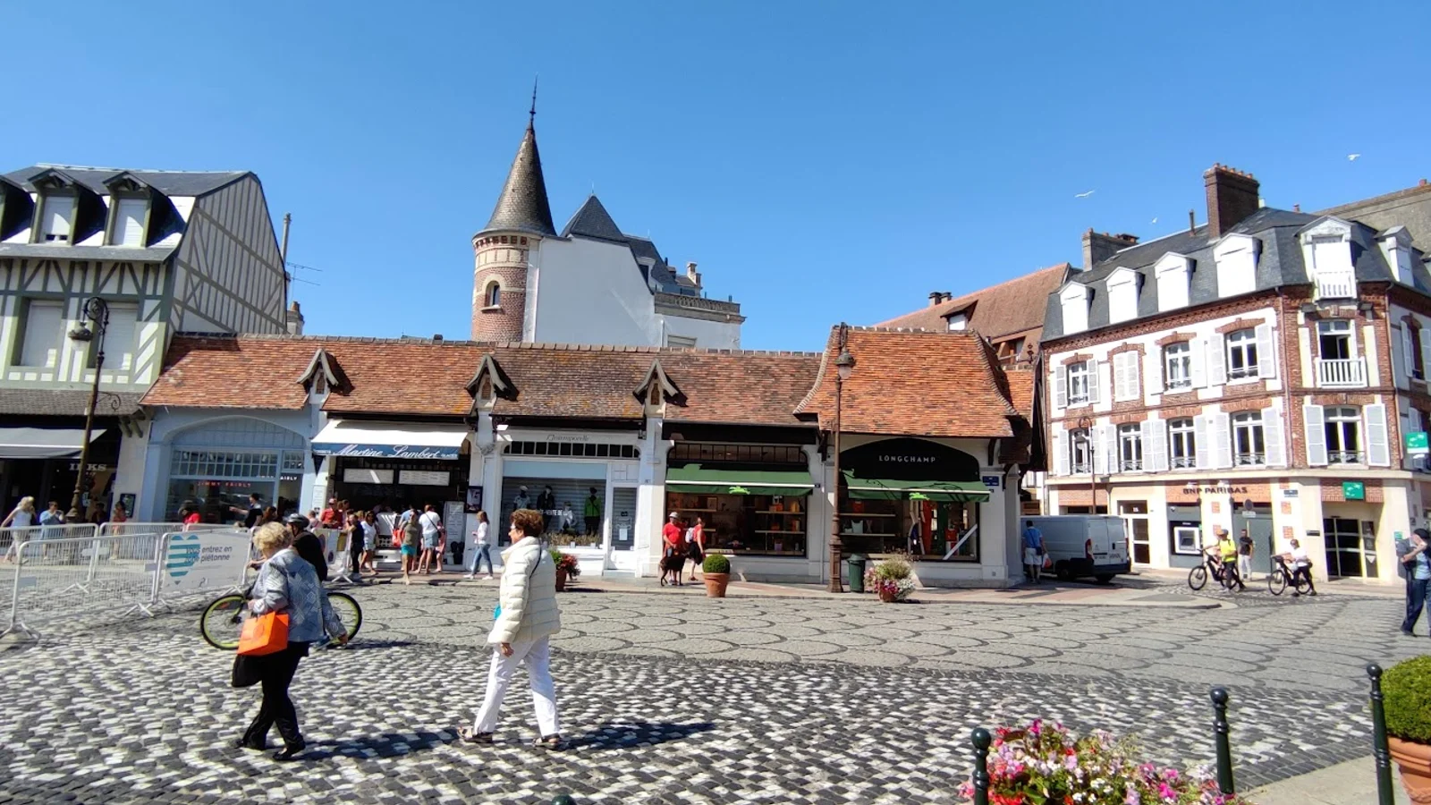 Deauville City