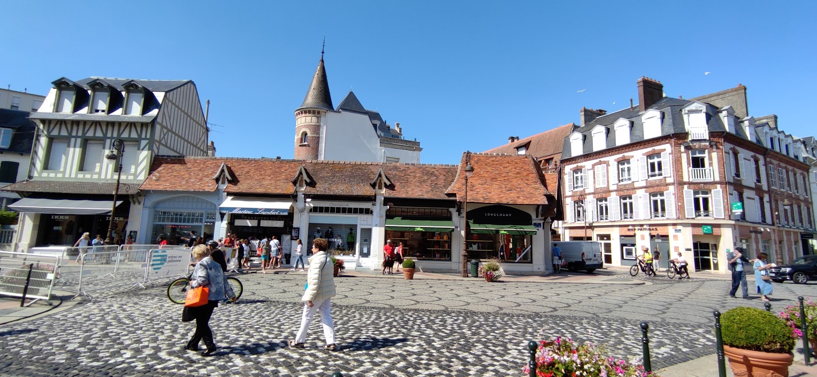 Deauville City