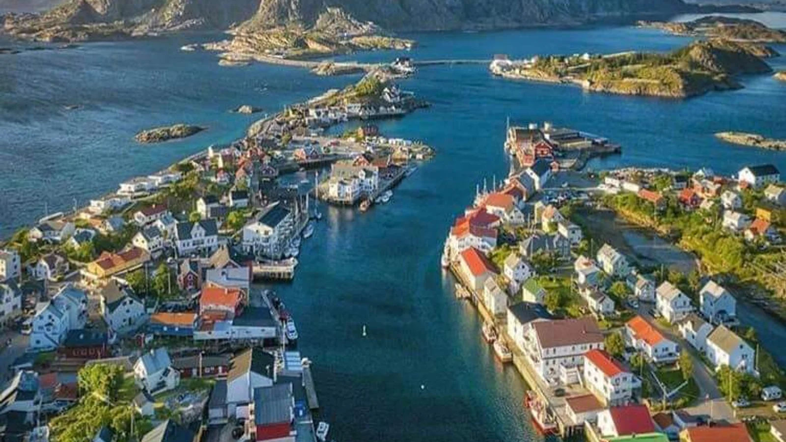 Henningsvaer