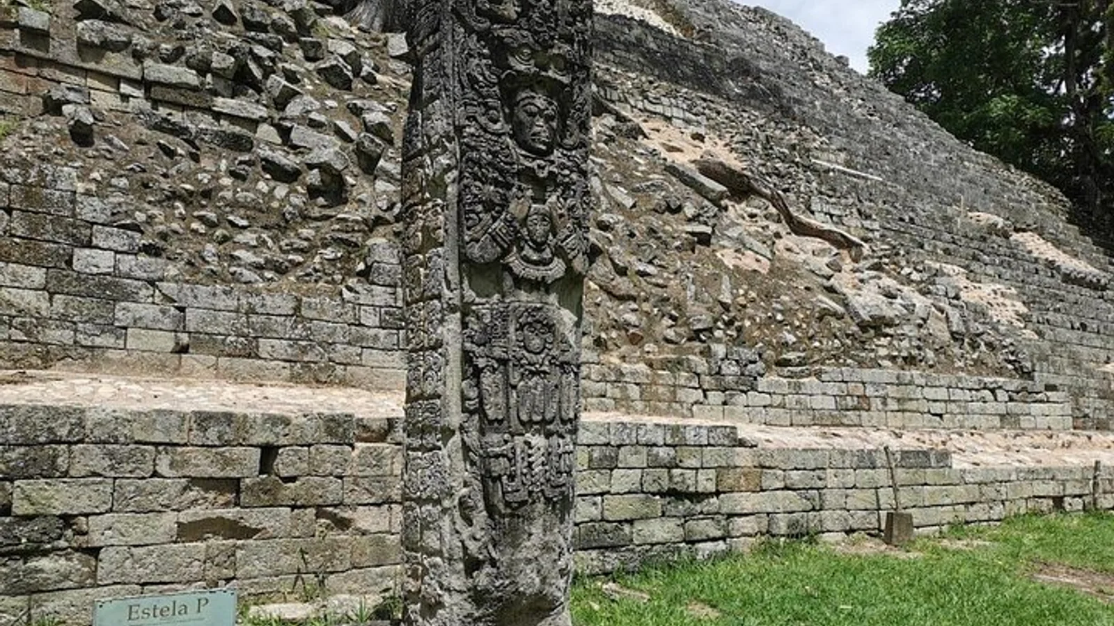Copan Ruins: Explore the Ancient Mayan Kingdom from San Salvador