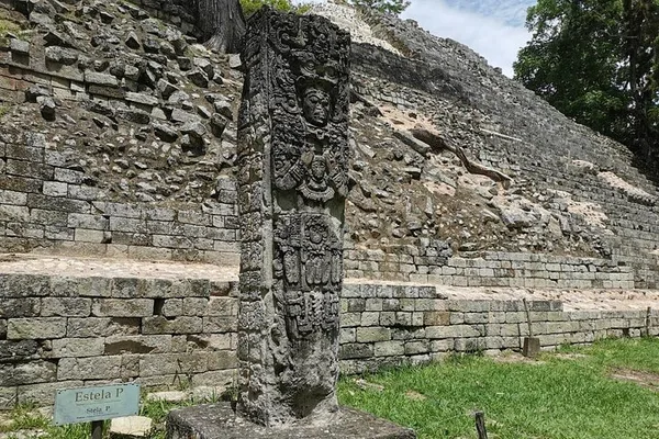 Ruinas de Copán: explora el antiguo reino maya desde San Salvador