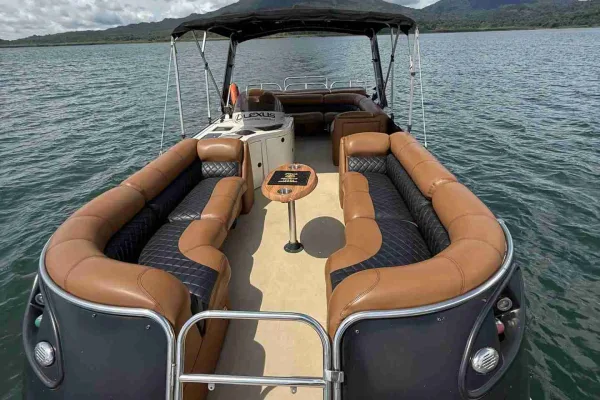 Lake Arenal Private Pontoon Cruise
