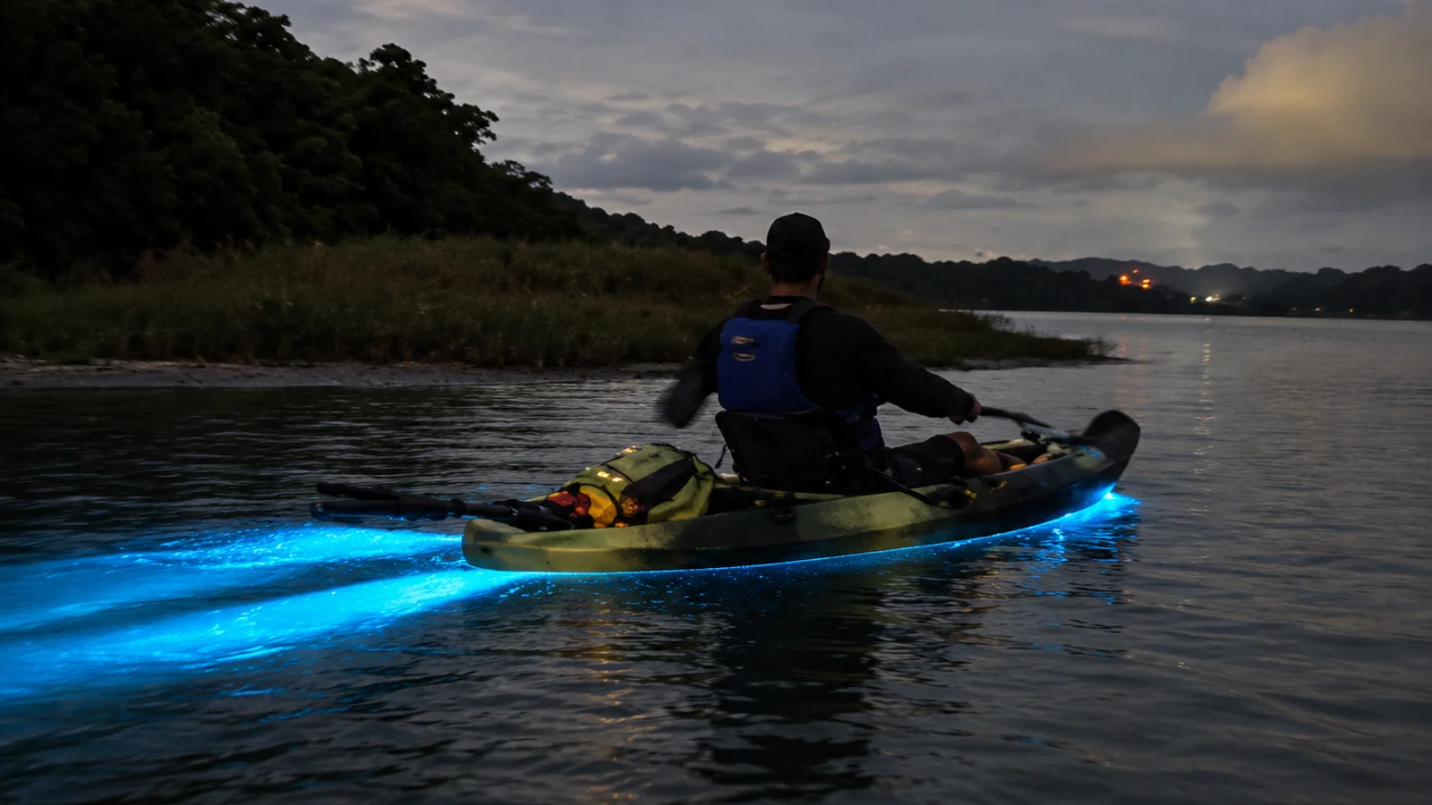 Kayak bioluminiscente en Bahía Drake
