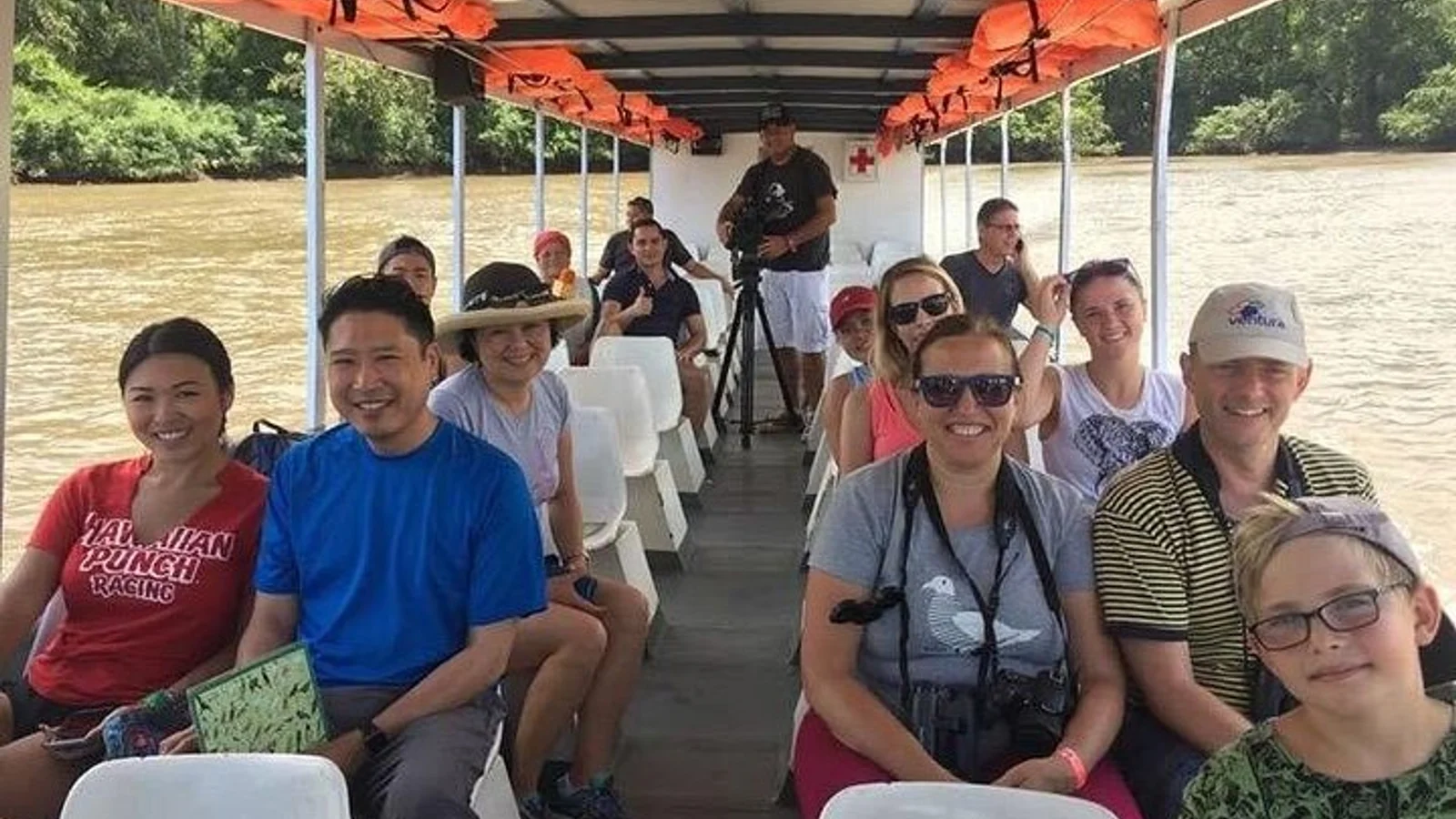 Private Tortuguero Canals Tour & Puerto Limón Highlights