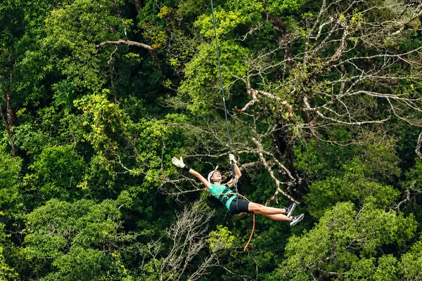 Mega Tarzan Swing Monteverde