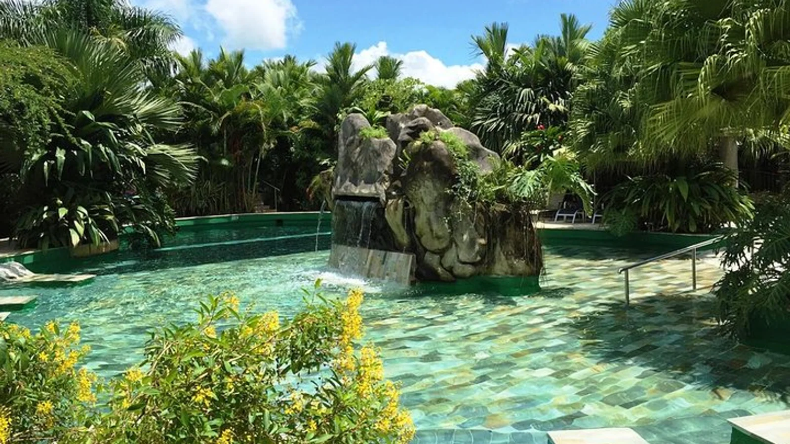 Arenal Volcano Experience Full-Day Tour from San Jose