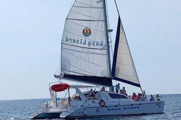 Sunset Catamaran & Snorkeling Tour in Playa Flamingo